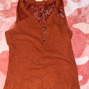 Burnt orange tank size S